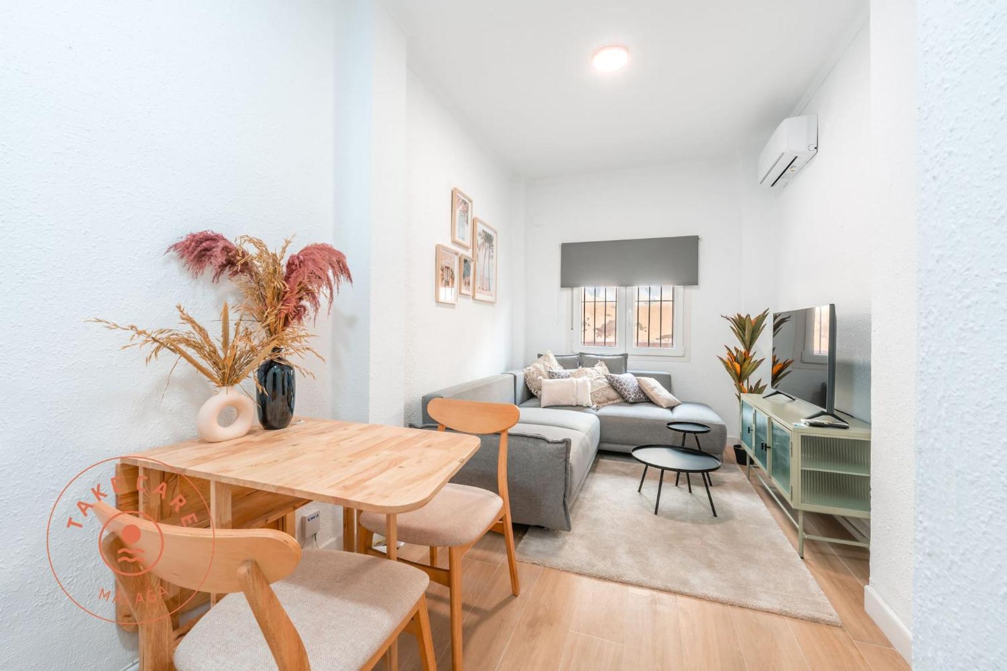Cosy Apartment With Patio In Malaga - Tcm Exteriör bild